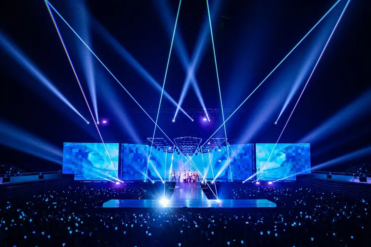 TREASURE入境隨俗，學台語「打給厚」，中文土味情話撩粉。Live Nation Taiwan提供