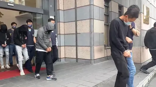 她拒護鈔被搶500萬疑點重重　4嫌收押！法官：還有共犯未到案