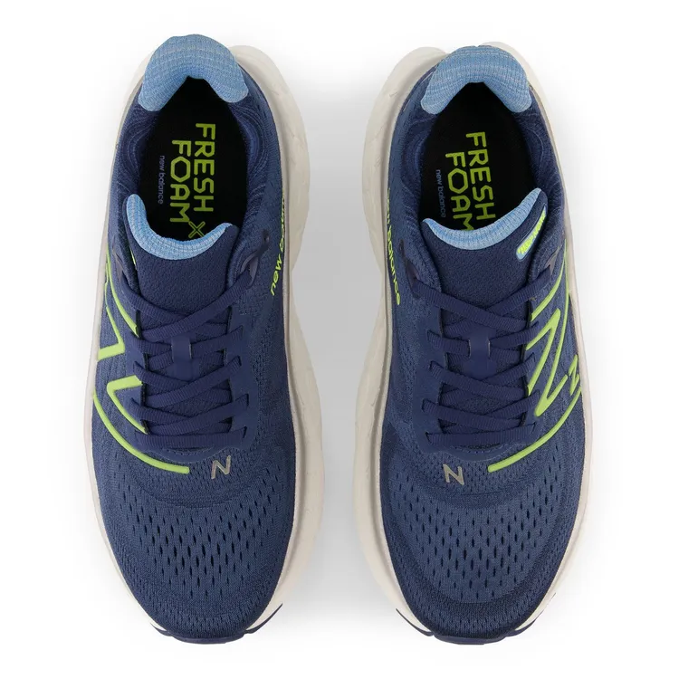 Fresh Foam X More v4跑鞋，4280元。品牌提供