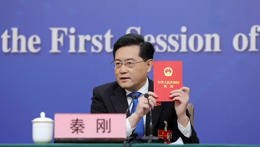 秦剛捧憲法喊「台灣是中國的」　綠委笑：熟悉的中共最對味