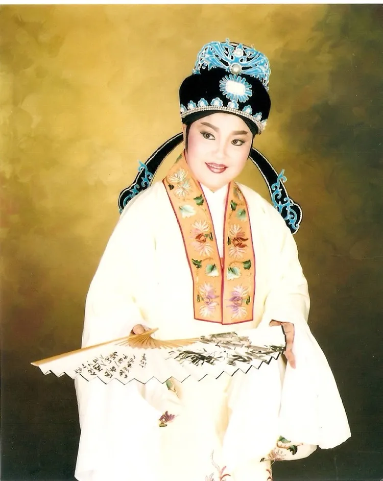 陳美雲的遺照是《李娃傳》扮鄭元和的劇照。陳美雲歌劇團提供