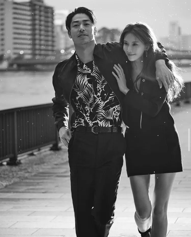 林志玲（右）嫁AKIRA十分幸福。翻攝林志玲IG