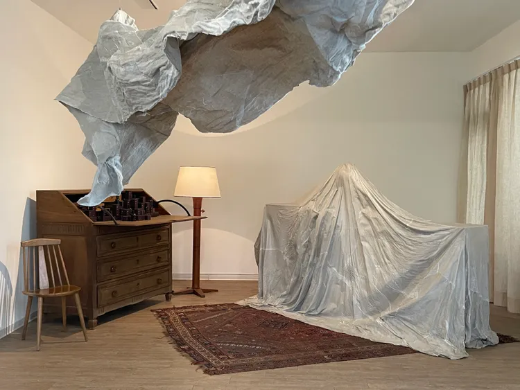 Aesop選在陽明山上的攝影空間「白平方」發表格歐暮香水新作。張家玲攝