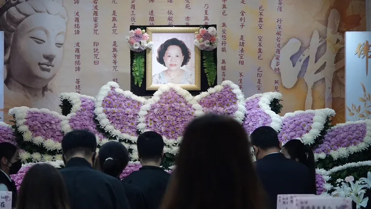 周雅芳母親告別式。彭欣偉攝