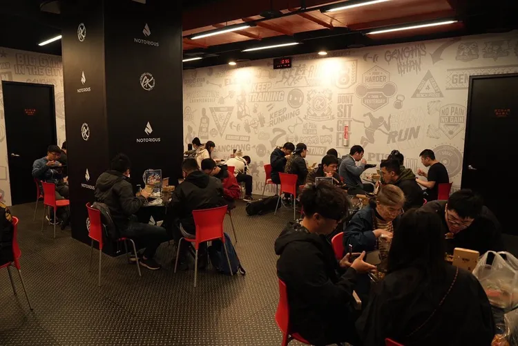 館長經營的餐飲品牌「Ture飯」在IG上分享今日試賣盛況。翻攝《truefun_tw》的IG