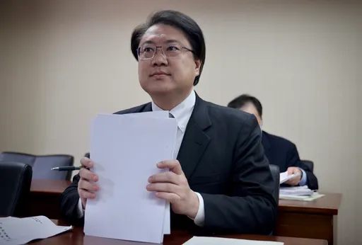 林右昌立院備詢處女秀！　第一仗打《選罷法》排黑修法