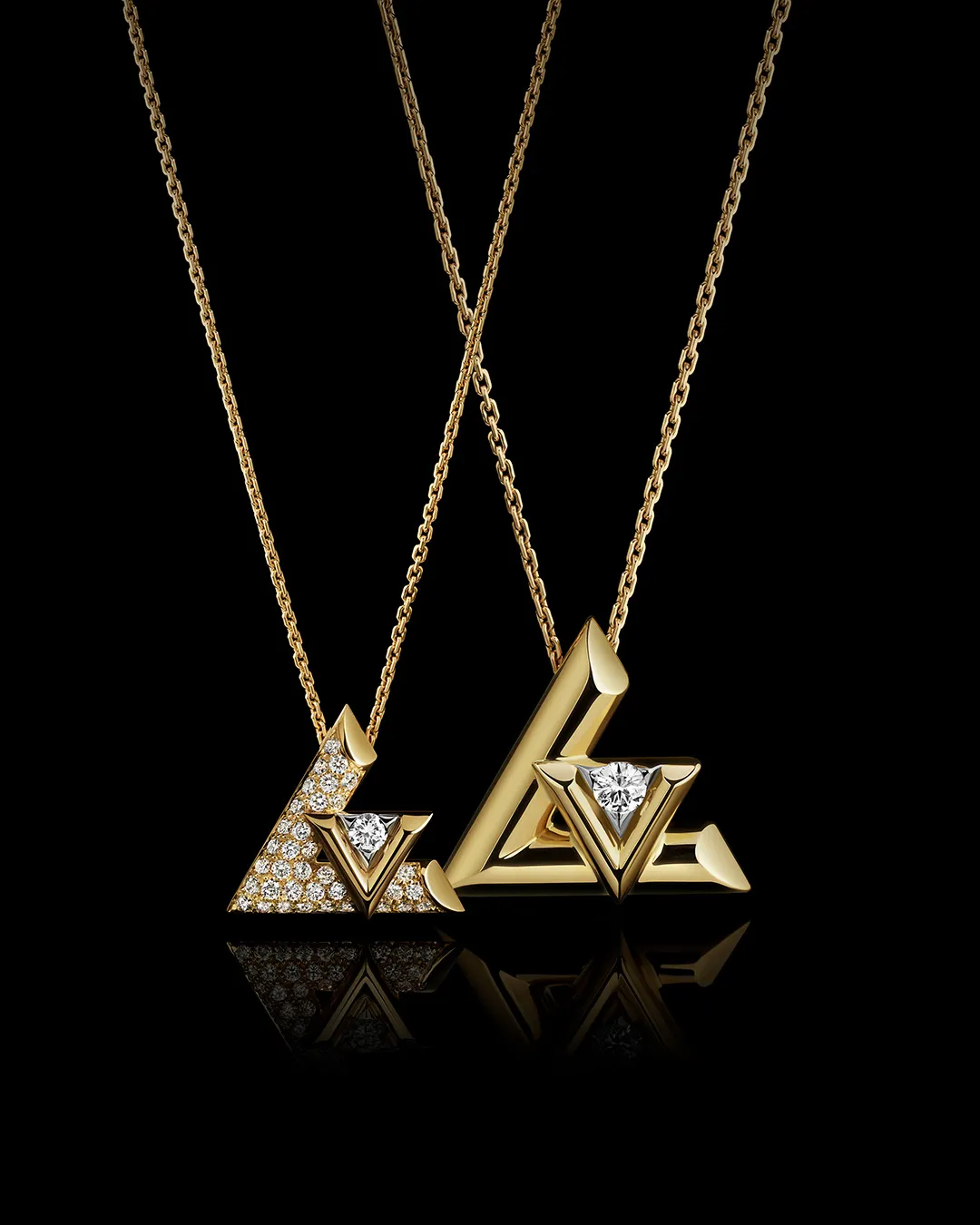 LV Volt系列珠寶透過翻玩象徵品牌的「L」與「V」字母,打造出充滿建築感的摩登節奏。品牌提供