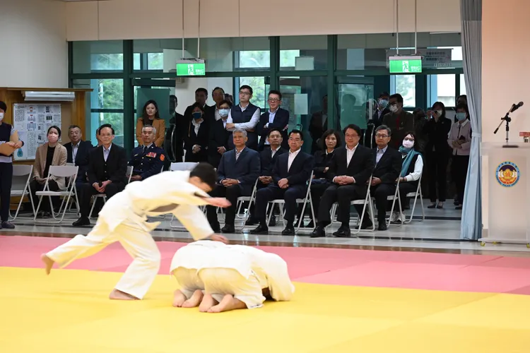 林右昌視察警大訓練。翻攝畫面