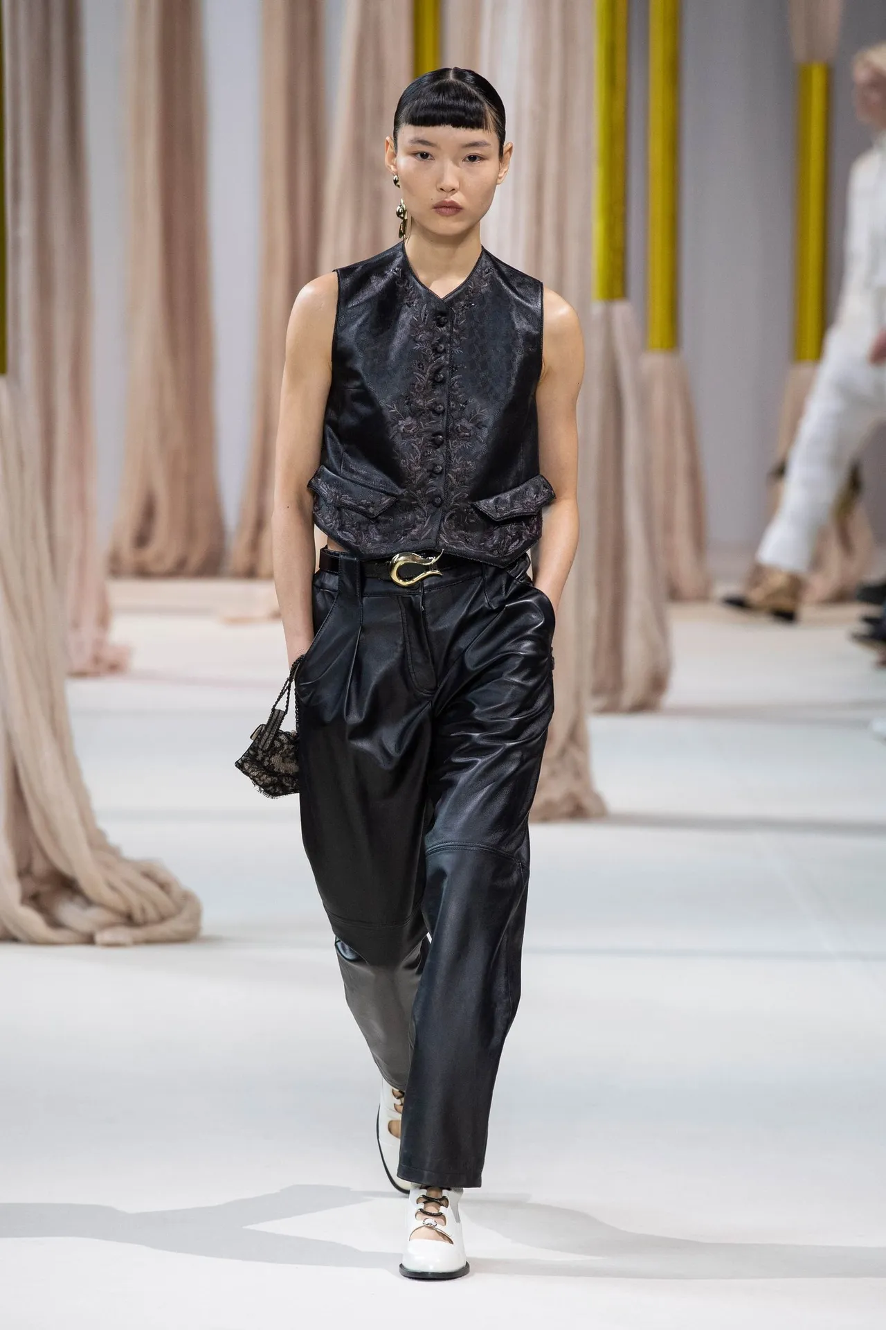 SHIATZY CHEN 2023秋冬荷緜系列。品牌提供