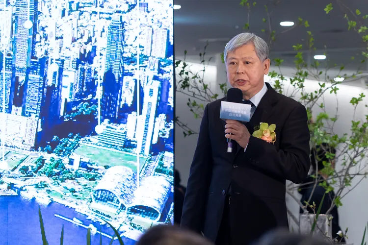 李賢義董事長表示，港務公司推動港口轉型，客貨發展齊頭並進。臺灣港務公司提供