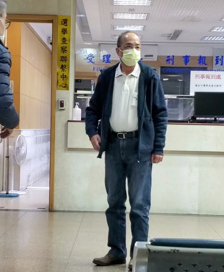 楊的親友陳文憲30萬交保。呂志明攝