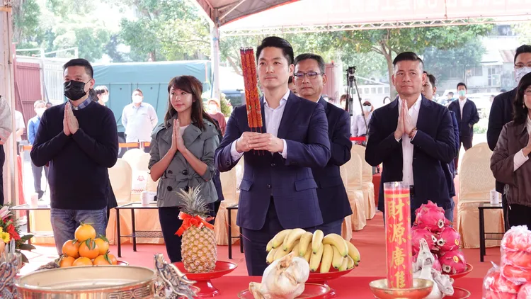 對於副手能力，蔣萬安笑說，「我沒有辦法代表李副市長來回答」。彭欣偉攝