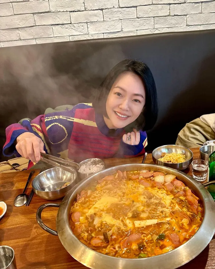 小S愛死部隊鍋。翻攝小S IG