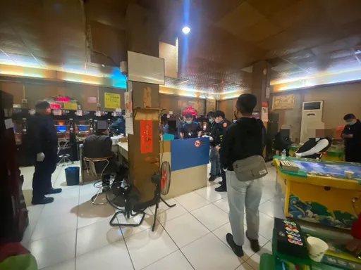 解封就賭起來!屏東電玩合法掩護非法 還是被逮了