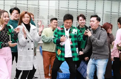 艾翔本月初來台錄影　胡瓜見他唱跳驚訝「艾成突然出現了」