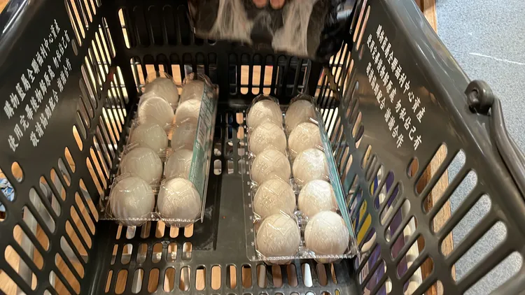 全聯盒裝進口雞蛋。彭欣偉攝