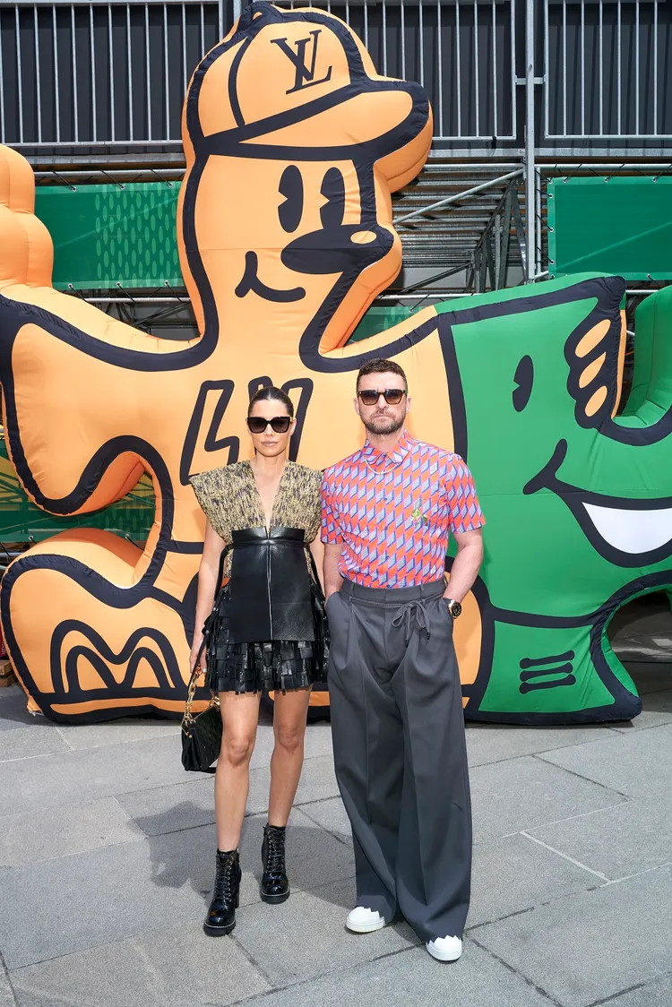 大賈斯汀（右）與愛妻、好萊塢女星潔西卡貝兒結婚10年有餘，兩人更經常在公開場合大秀恩愛。品牌提供