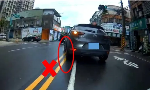 路口搶左轉「切西瓜」 違規逆向易肇事　最高可罰1800！新北年罰逾千件