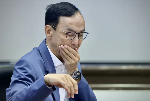 侯友宜批選策會「黑金復辟」！傅崐萁不忍了　今開記者會直球對決