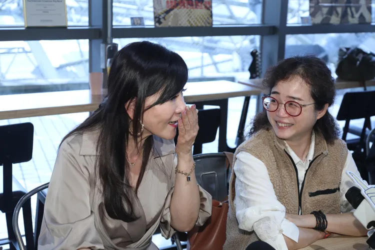 龍千玉談到愛子，落下慈母淚。鄭孟晃攝