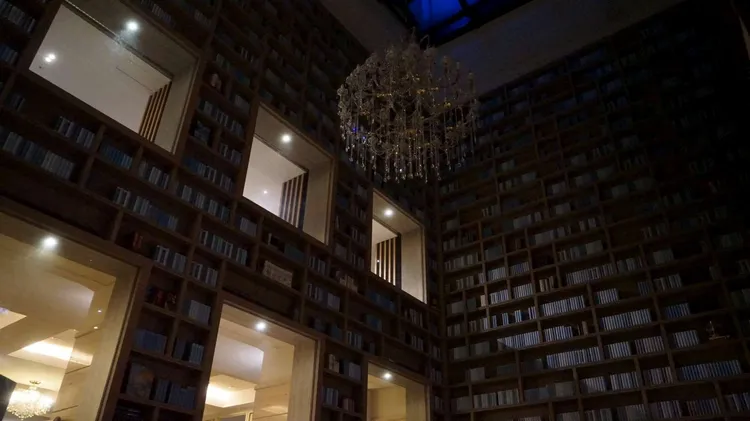 大地酒店響應由世界自然基金會WWF發起的「Earth Hour關燈一小時」公益減碳行動。業者提供