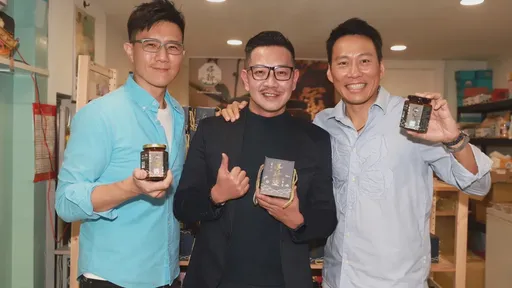 江俊翰賣干貝醬過勞自撞分隔島　6顆安全氣囊爆開超嚇人