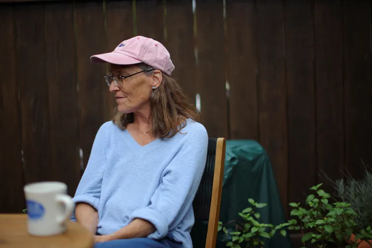 史蒂芬一度無法自行站起身、自行下樓梯。路透社