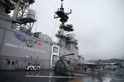 30軍艦、70飛機、1.2萬人!美軍兩棲攻擊艦參與 韓美兩棲登陸演習登場