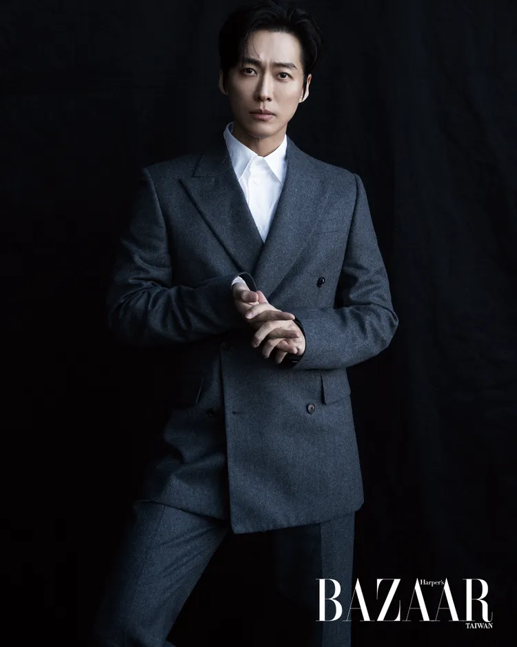 南宮珉分享相當熱愛表演。《Harper's BAZAAR》提供