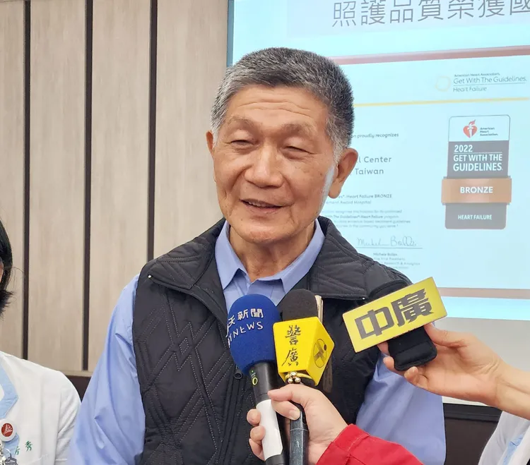 黃先生現身說法。奇美醫提供