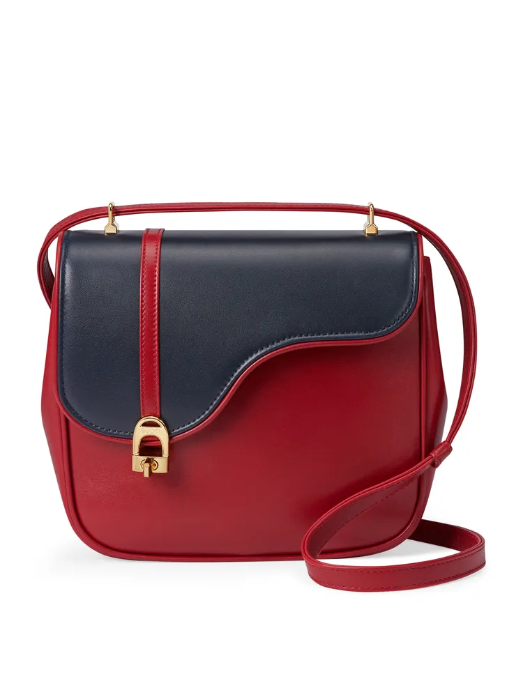 Esquestrian藍紅皮革撞色馬術方包，11萬9300元。品牌提供