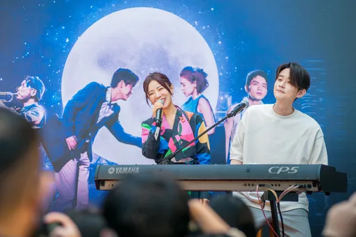 《搭錯車》巡迴12城首登台南 丁噹唱情歌手作棉花糖圈粉