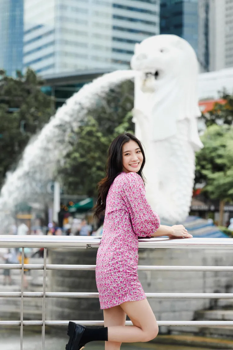 陳華在新加坡街拍。