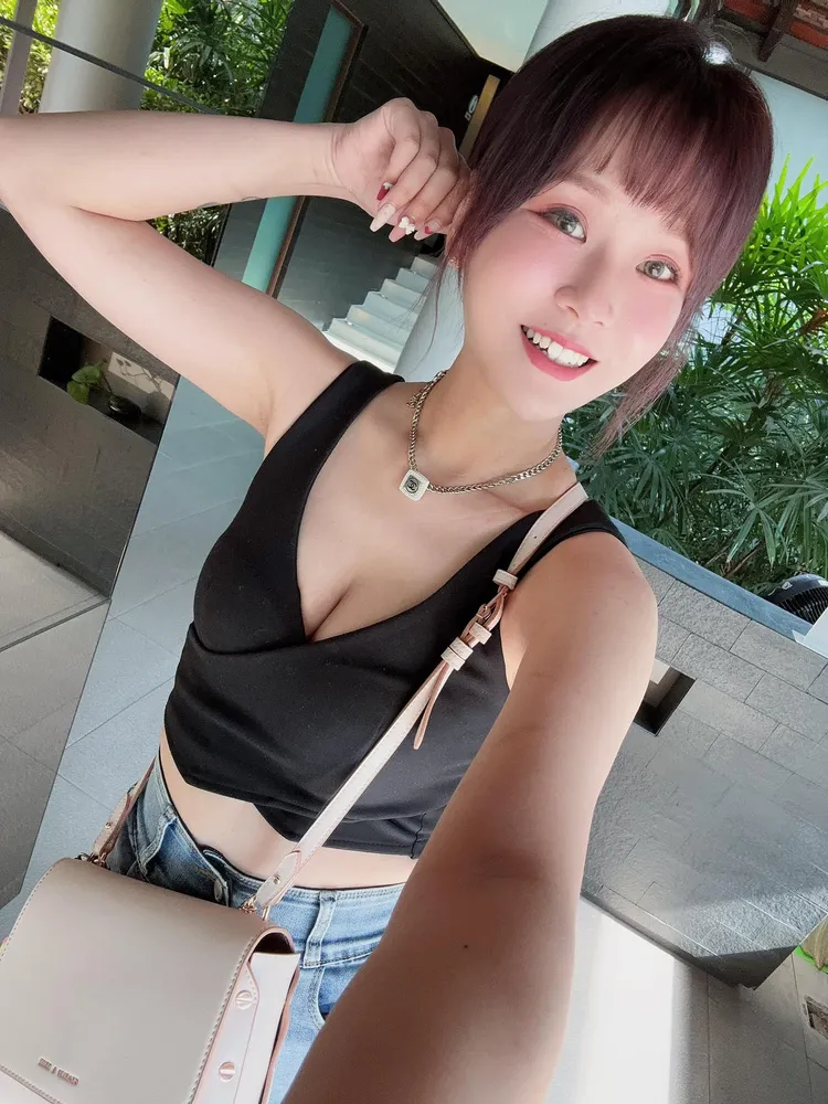 丟丟妹離婚後，自開設群拚事業。翻攝臉書「樓頂揪樓下」