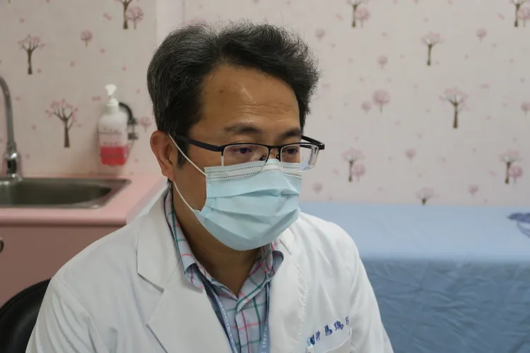 彰化醫院小兒科主任馬瑞杉表示，諾羅病毒傳染力強，流行期要勤洗手、少帶小朋友到公共場所為宜。彰化醫院提供