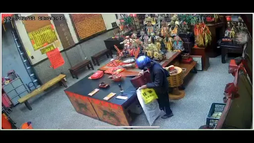 真虔誠？擲筊應允才下手　屏東男偷香油錢瞎辯「神明同意了」