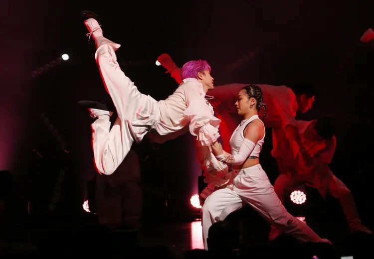 ALL IN 5演唱會高潮不斷。必應創造提供