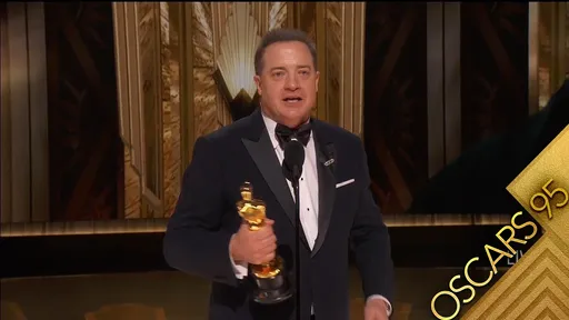 奧斯卡影帝｜布蘭登費雪扮227公斤《鯨魚爸》　甩性騷陰影淚奪小金人