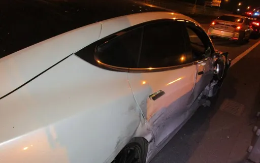台中74號快速道3車連環撞　釀4人傷！特斯拉環景攝影還原過程