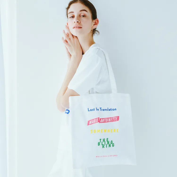 女裝Sophia Coppola棉質托特包，售價590元。業者提供