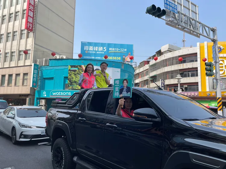 郭貞慧宣布參選後展開車隊掃街。郭貞慧提供