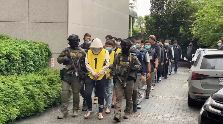 警方破獲以竹聯幫明仁會方姓男子為首的販毒集團。翻攝畫面