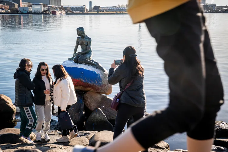 小美人魚一直是丹麥最初名的景點之一。路透社