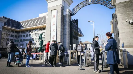 台灣高中生免試讀中國北大 「天上掉陷阱」王丹:家長學生別上當