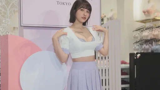 峮峮豔炸E級奶彈　自爆球場走光留陰影