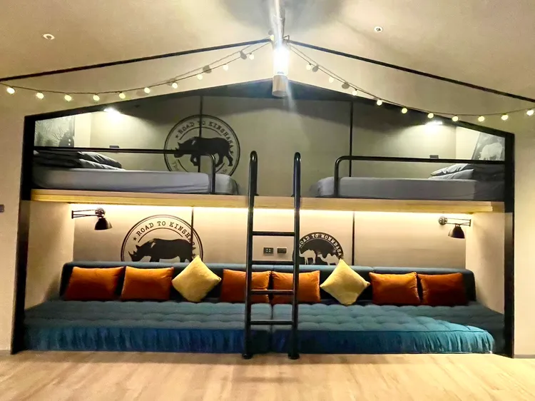 17坪、兩大床+兩小床的「悅來寰宇探索客房」。曾仲葳攝