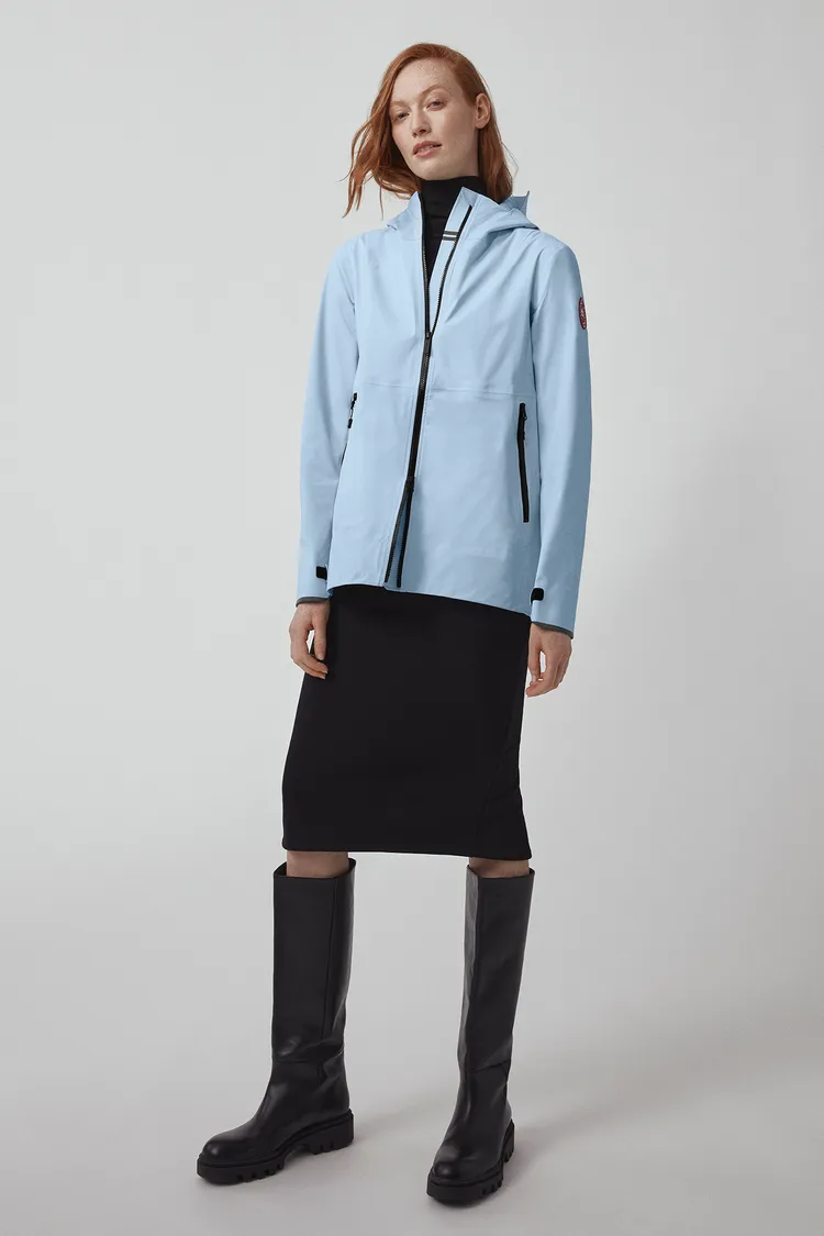 Kenora Jacket黎明藍防潑水外套，1萬8500元。品牌提供