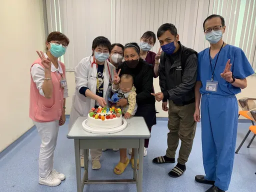 男嬰同時感染呼吸道「3大魔王」　一度病危！醫籲這疫苗務必打滿3劑