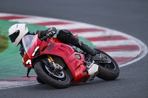 倍耐力Diablo SUPERCORSA V4正式發表 國內預計2023年第二季上市