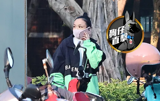 狗仔直擊|民生社區捕獲野生金曲歌后 眉毛剩一半還竟然穿這件